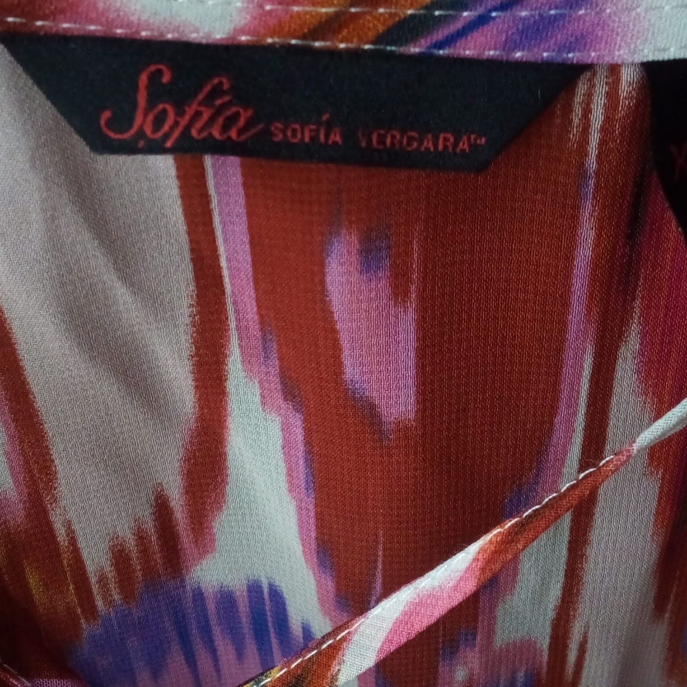 Top - Picture 3 of 3